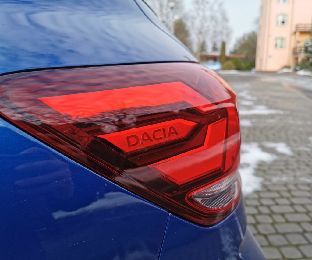 dacia sandero 2021 opinie 