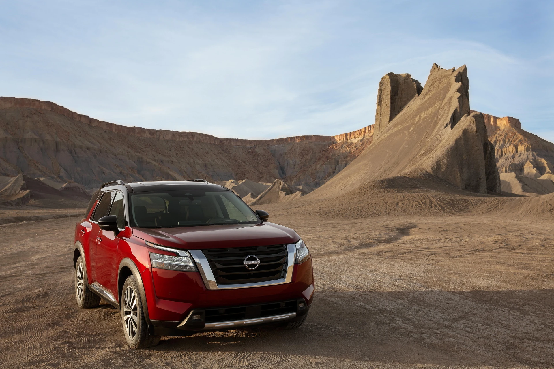 nowy nissan pathfinder 