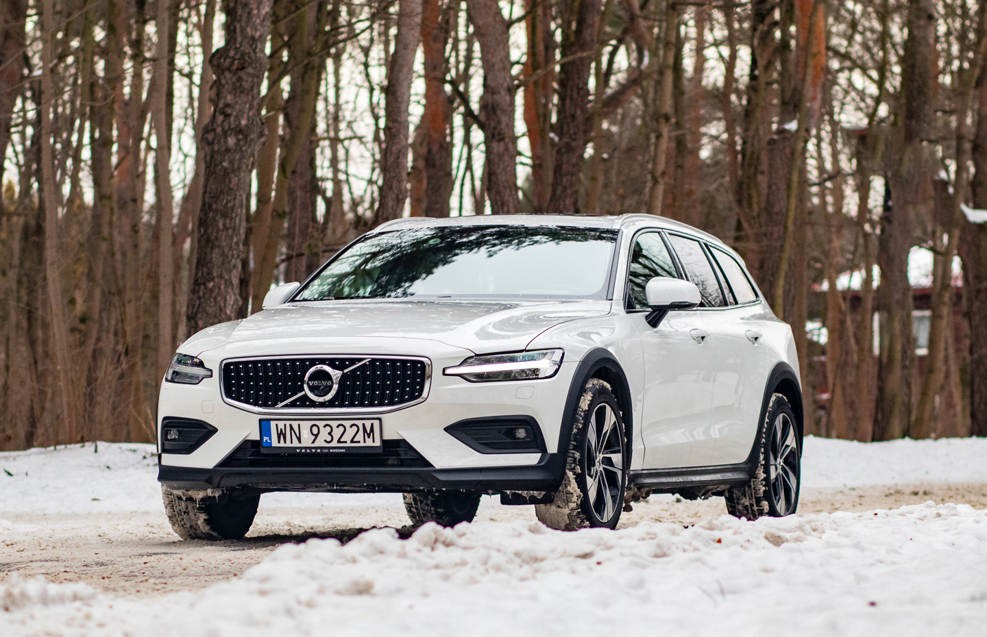 volvo cross country cena 