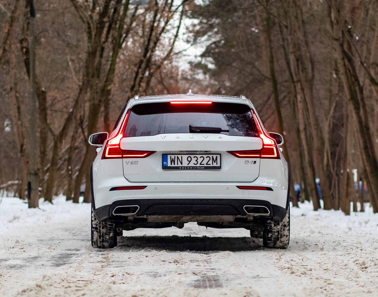 volvo cross country cena 