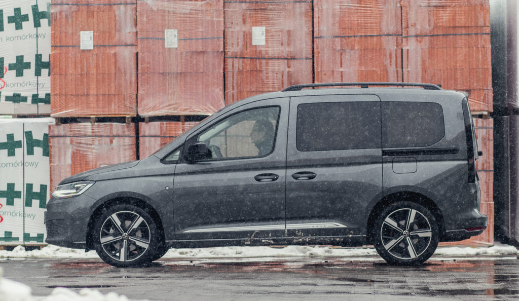 vw caddy test 