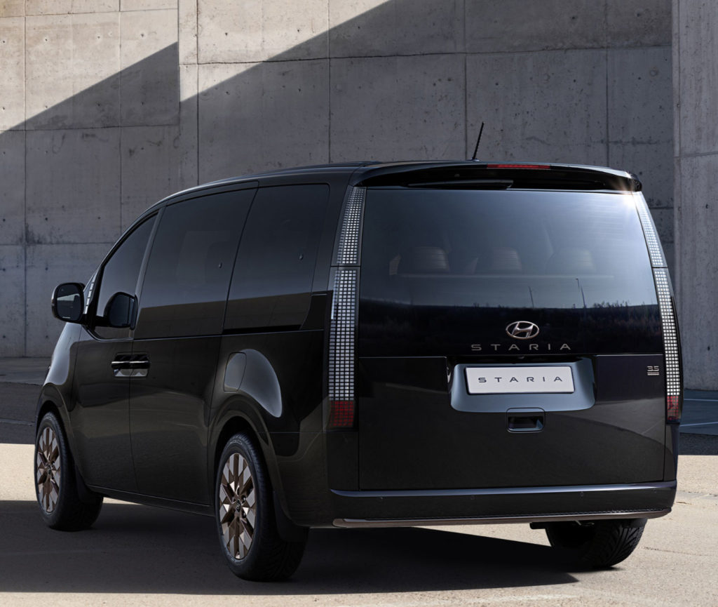 Hyundai Staria