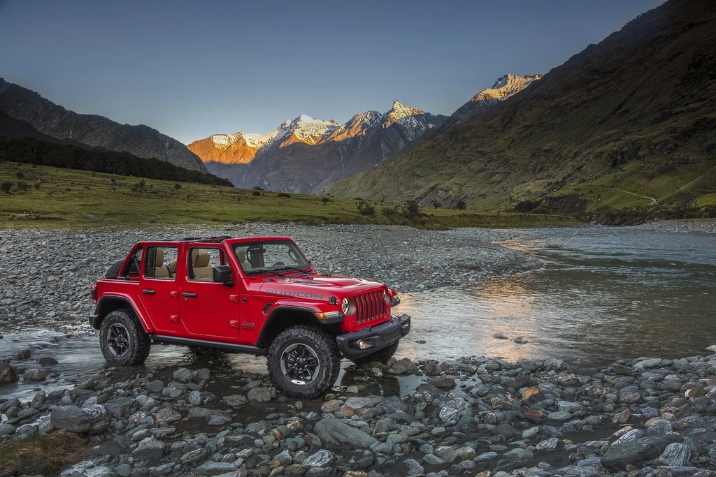 Jeep Wrangler silnik V6 