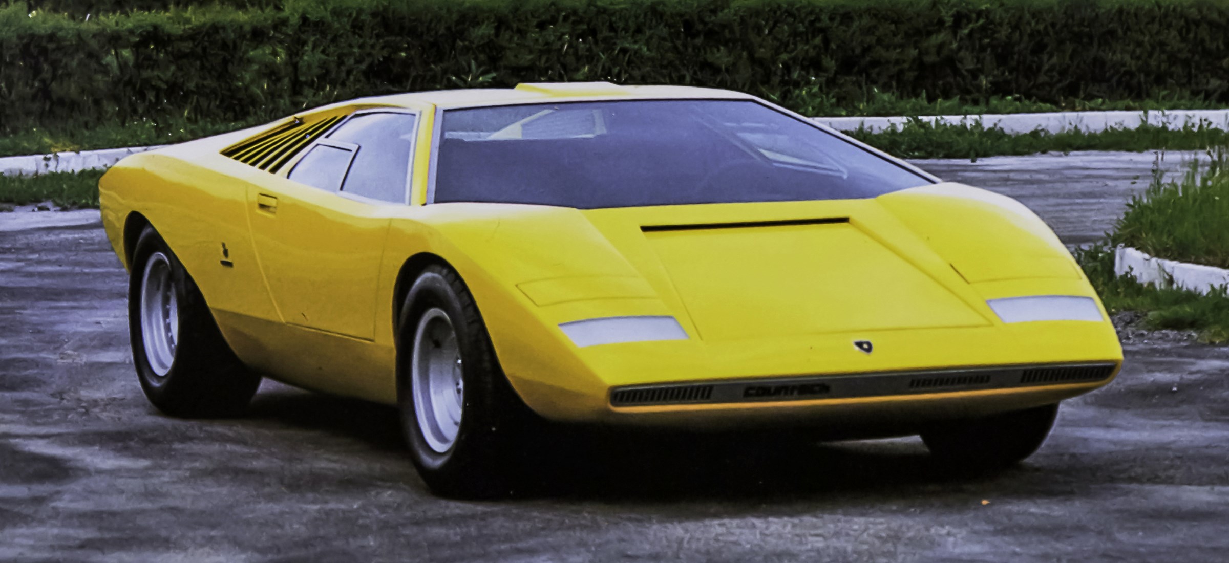nowe Lamborghini Countach 
