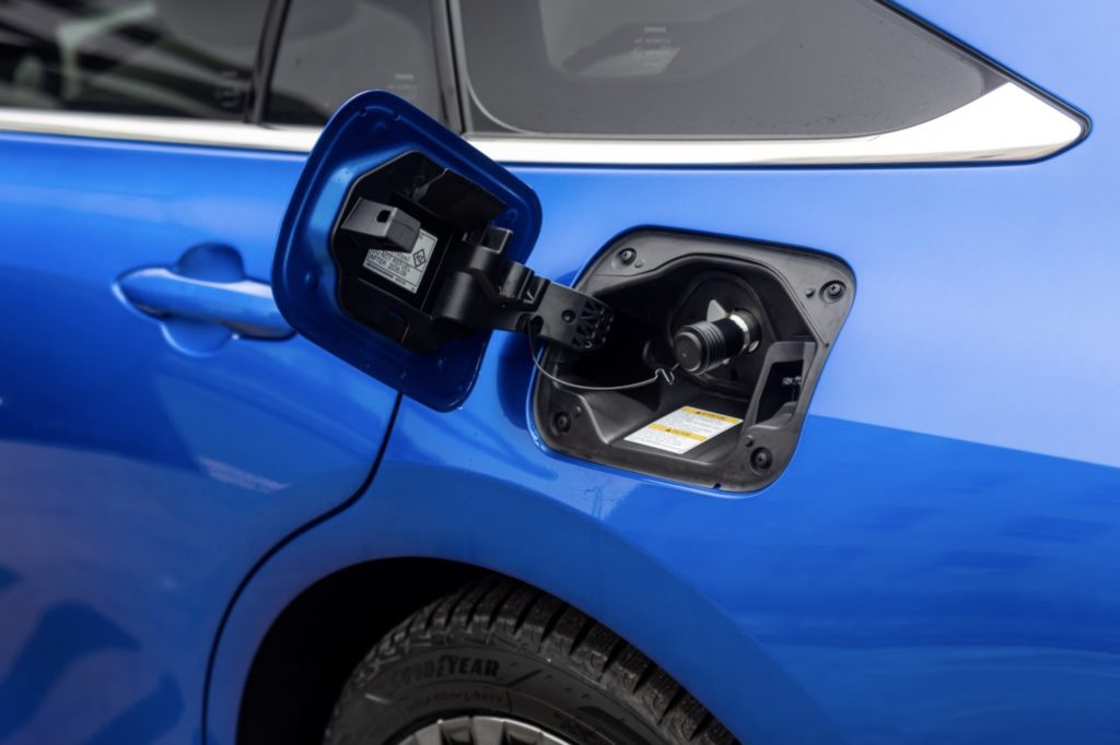toyota mirai 2021 wlew wodoru