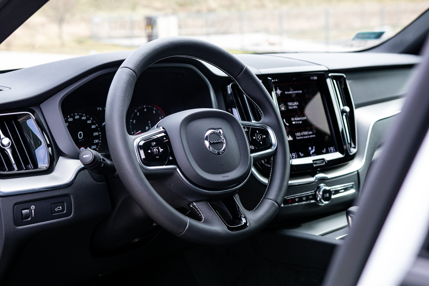 volvo xc60 b4 test 