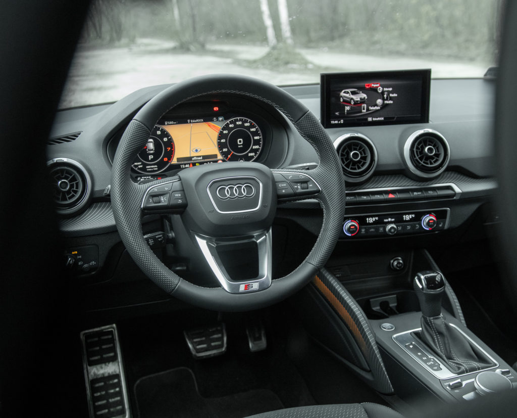 audi Q2 2021 cena