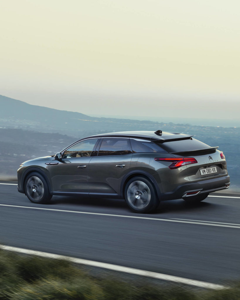 Nowy Citroen C5X 