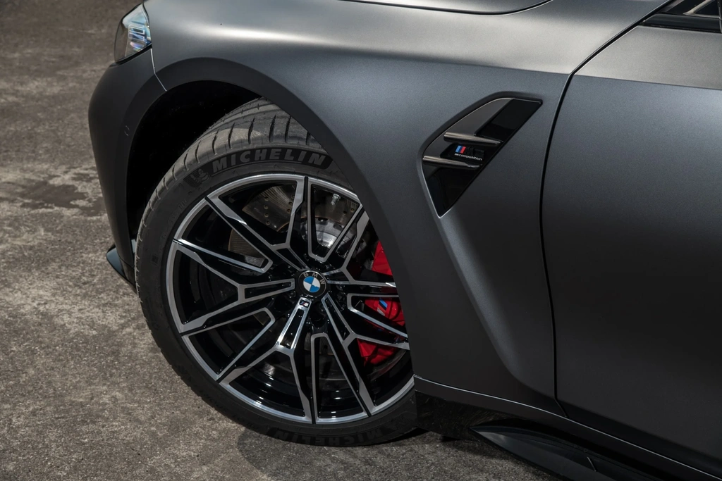 bmw m3 xDrive 2021