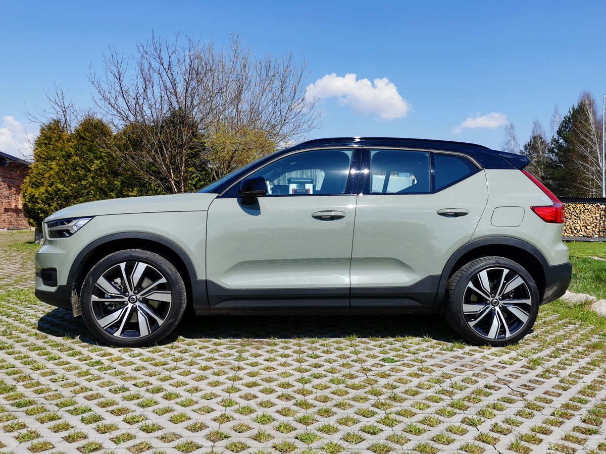 volvo xc40 recharge p8 