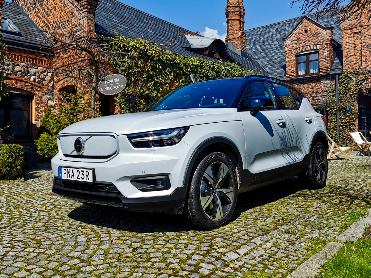 volvo xc40 recharge p8 