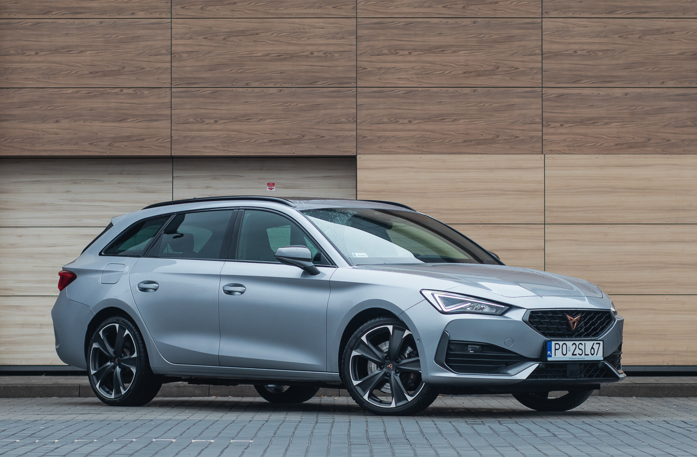 cupra leon e-hybrid 