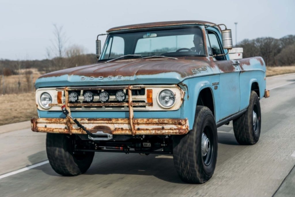 Dodge Power Wagon restomod 