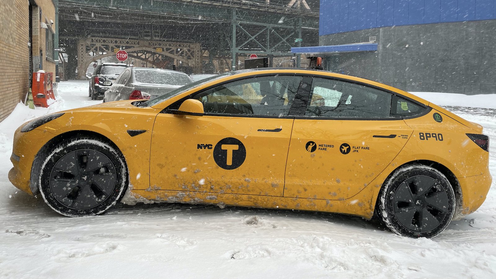 tesla model 3 taxi