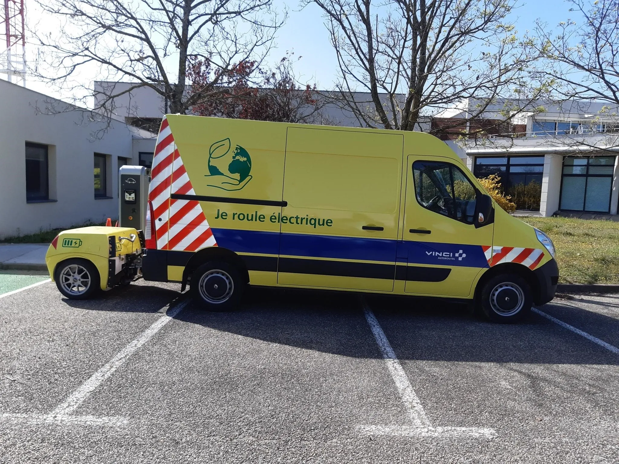 renault master z.e. 