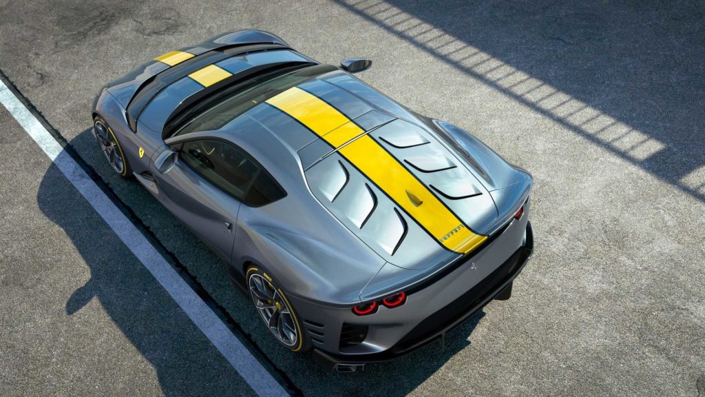 ferrari 812 superfast vs 
