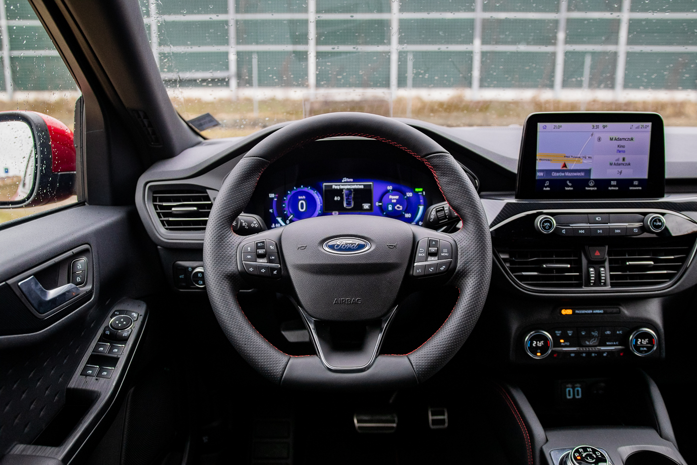 ford kuga hybrid 