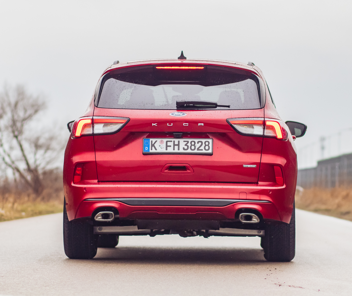 ford kuga hybrid 