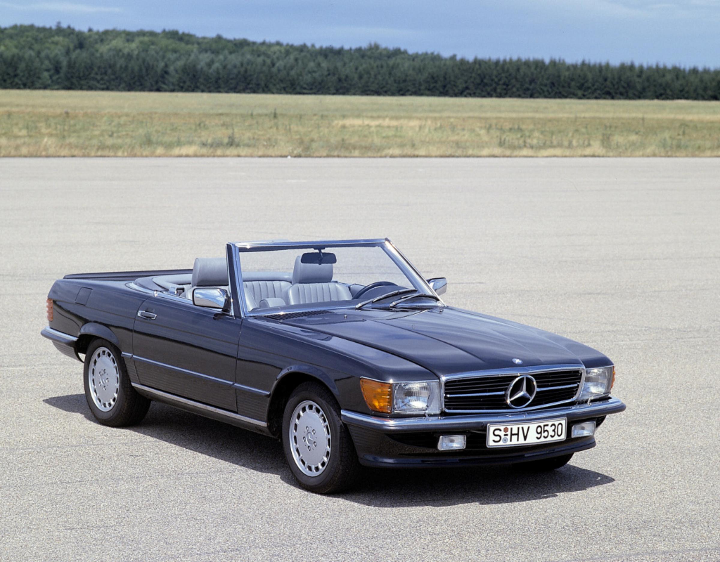 mercedes r107 historia 50 lat 