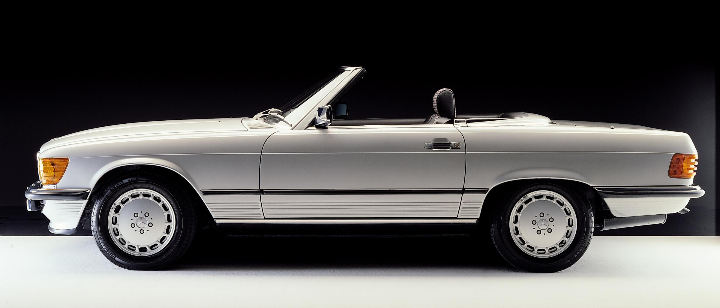 mercedes r107 historia 50 lat 