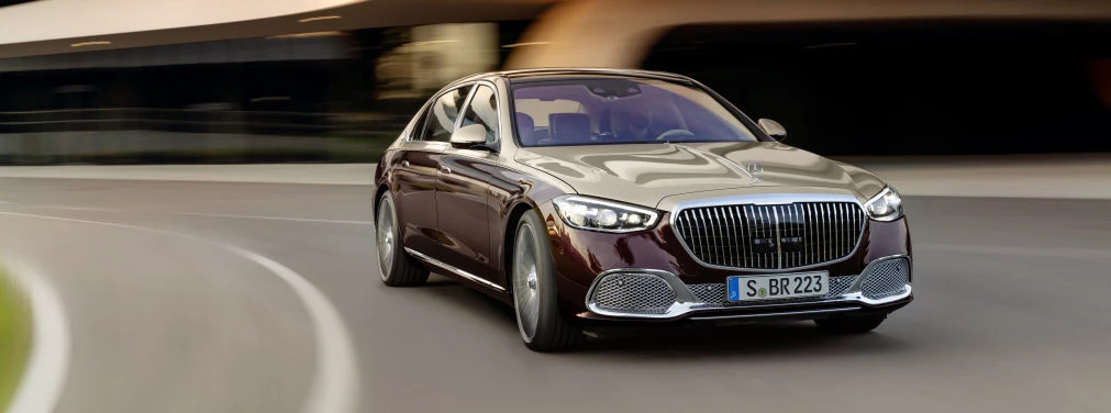 Mercedes-Maybach w końcu oficjalnie z V12. 612 KM i napęd na obie osie