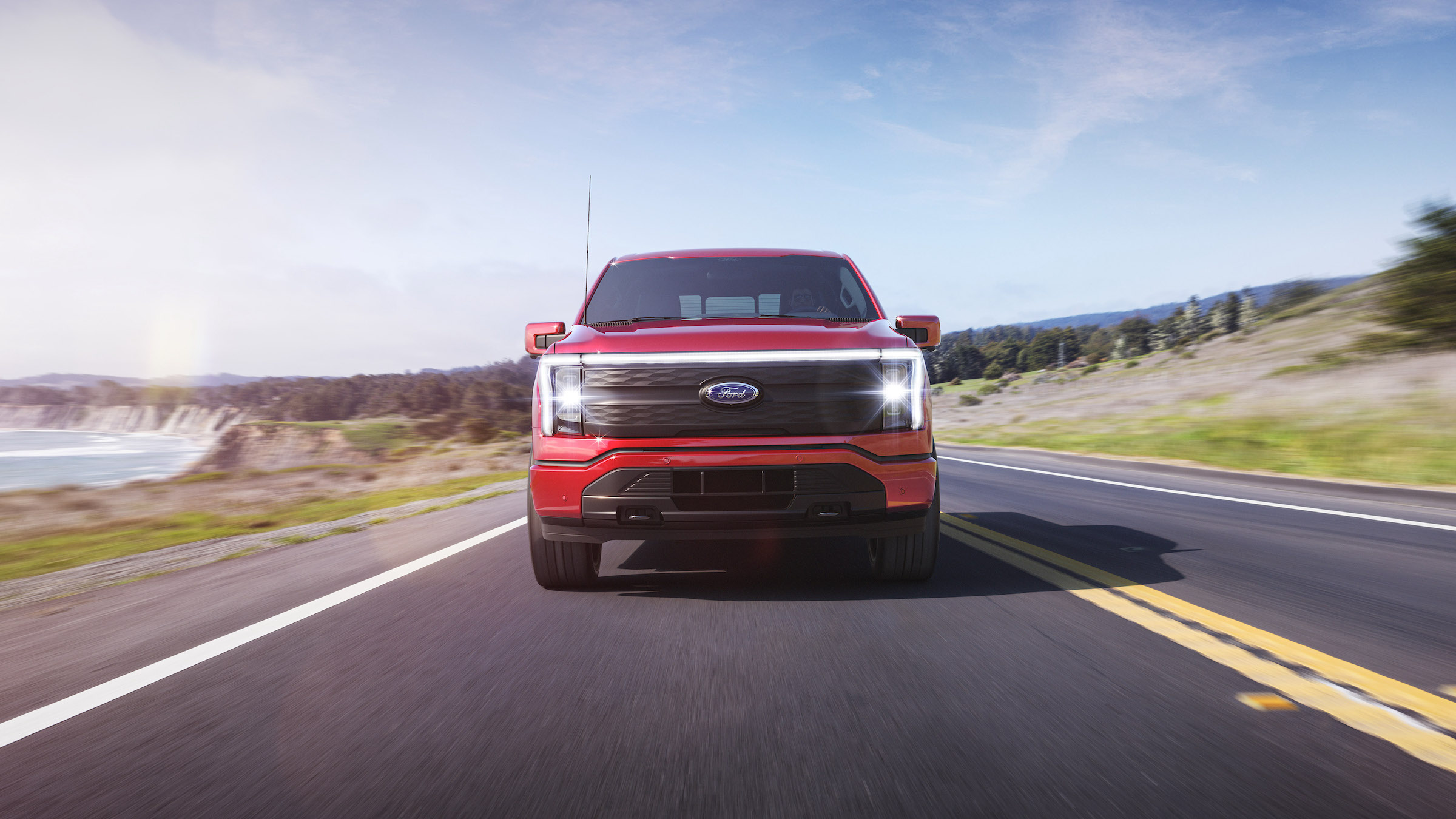 ford będzie używał wtyczki tesli