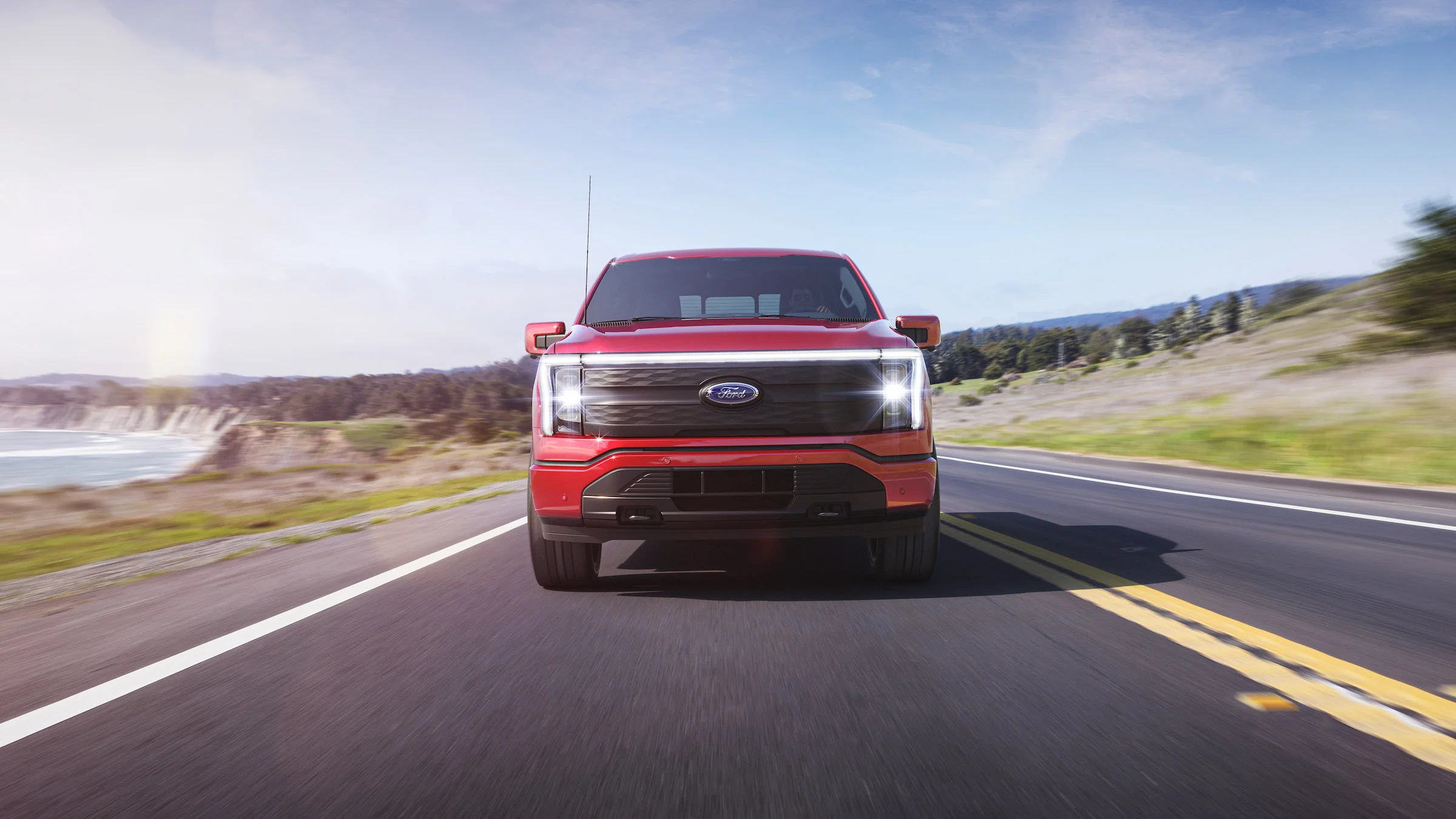 ford będzie używał wtyczki tesli