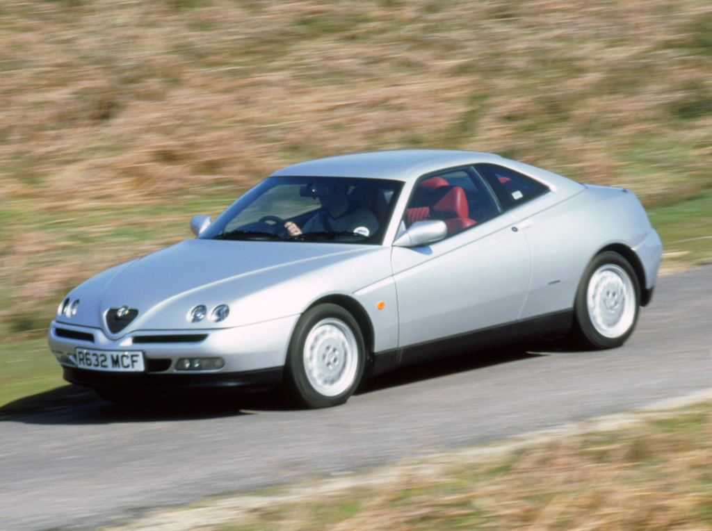 alfa romeo gtv