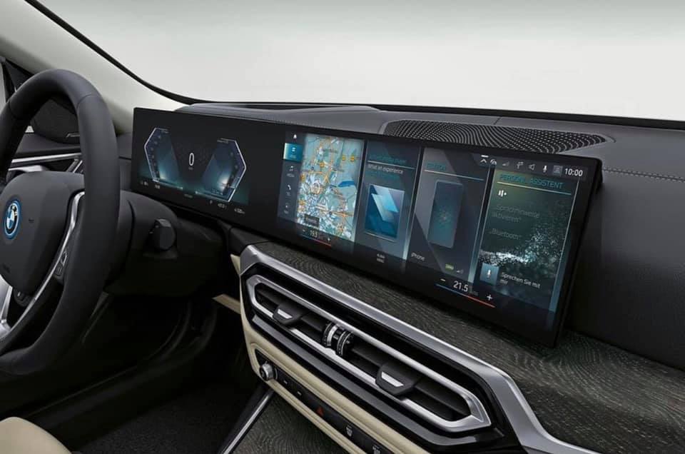 bmw i4 wnętrze 