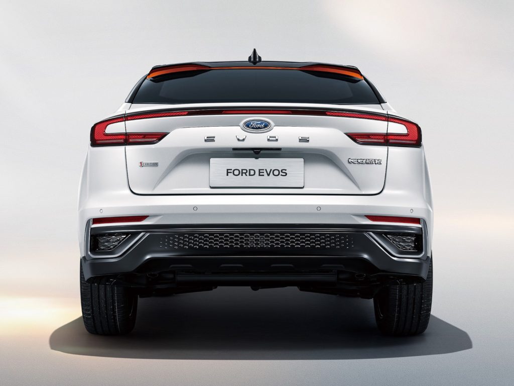 Ford Mondeo hatchback 