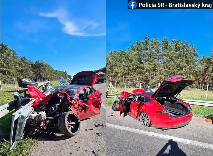 tesla autopilot wypadek słowacja 