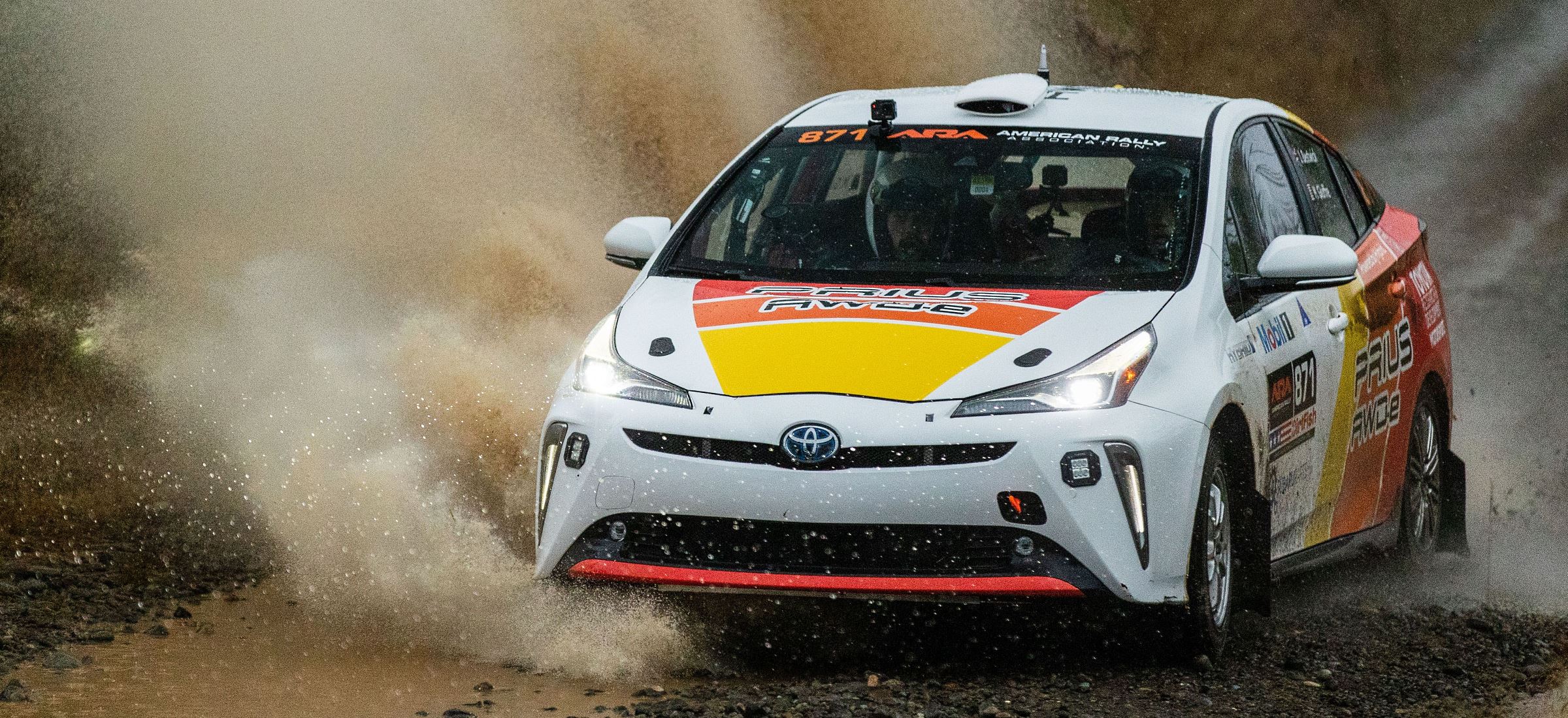 Toyota Prius AWD-e