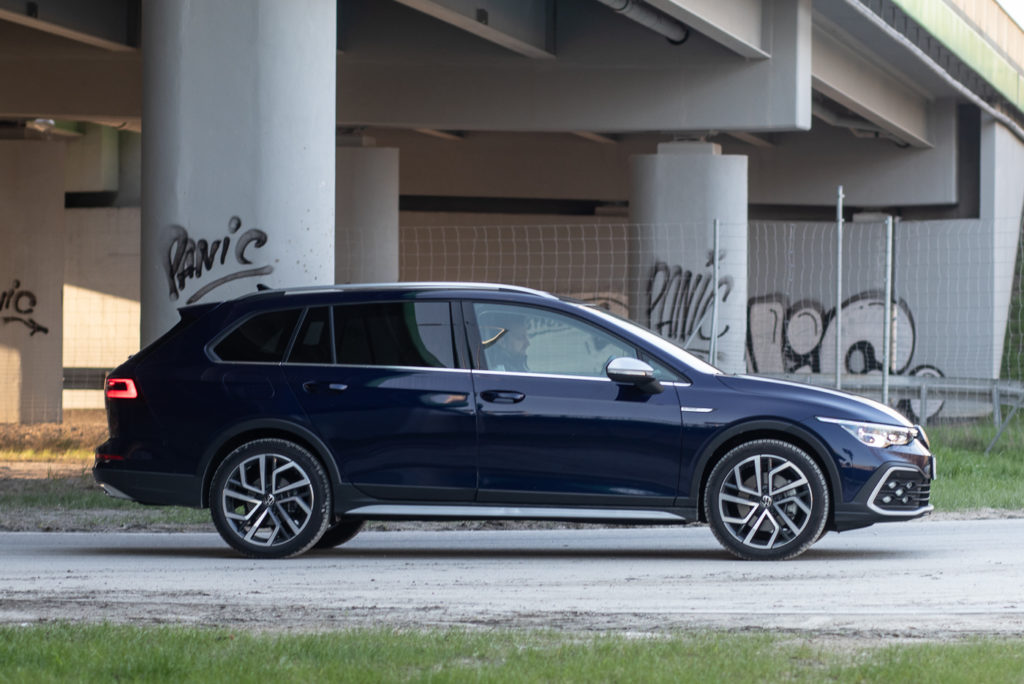 volkswagen golf alltrack 2021 test 