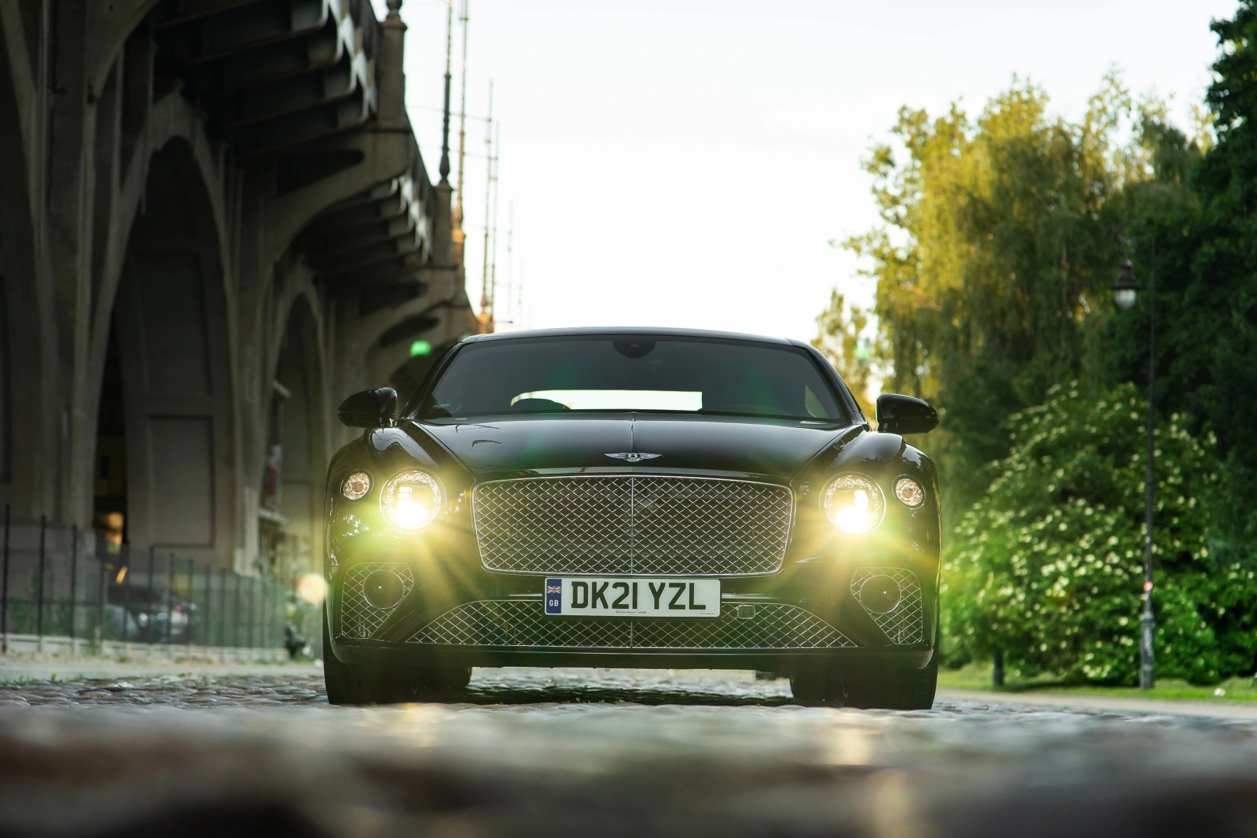 bentley continental gt v8