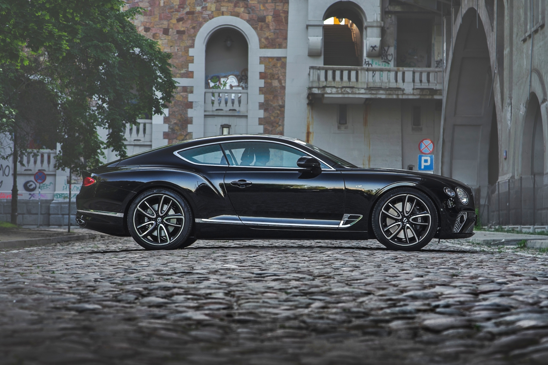 bentley continental gt v8 