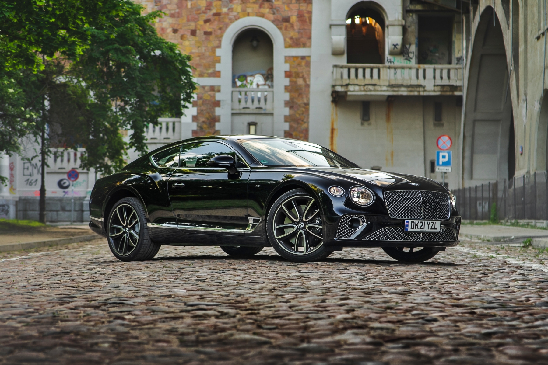bentley continental gt v8