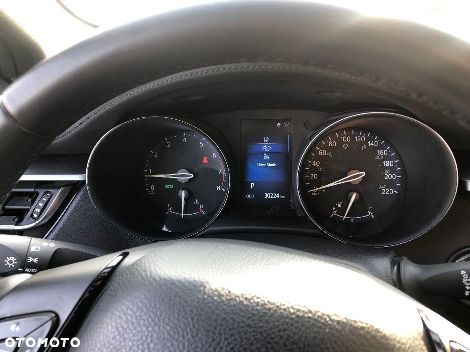 używana toyota c-hr