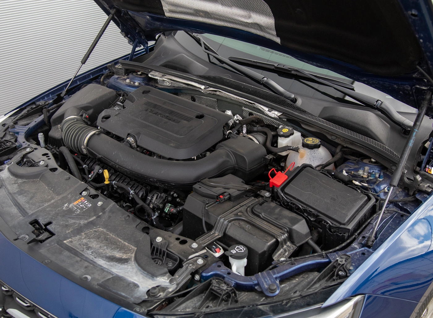 opel insignia 2.0 turbo