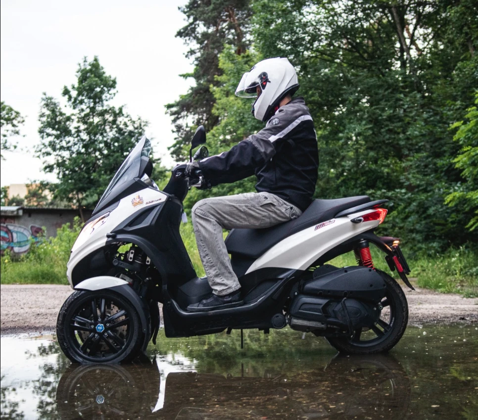 piaggio mp3 popularne w paryżu 