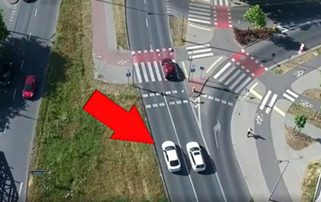 Wyprzedzanie na przejściu dla pieszych