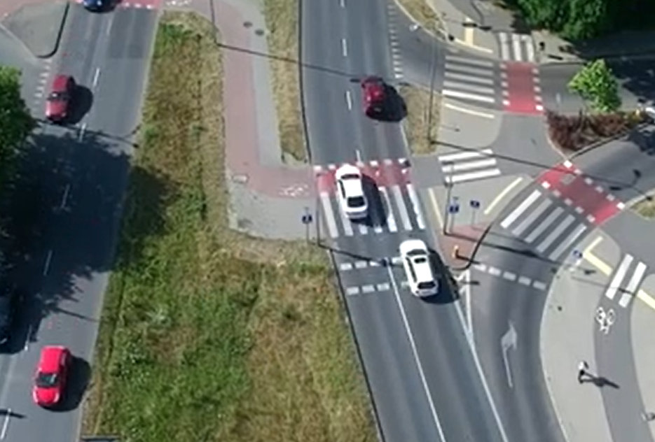 Wyprzedzanie na przejściu dla pieszych