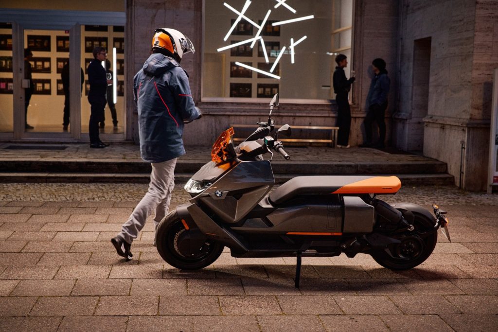 bmw motorrad CE04