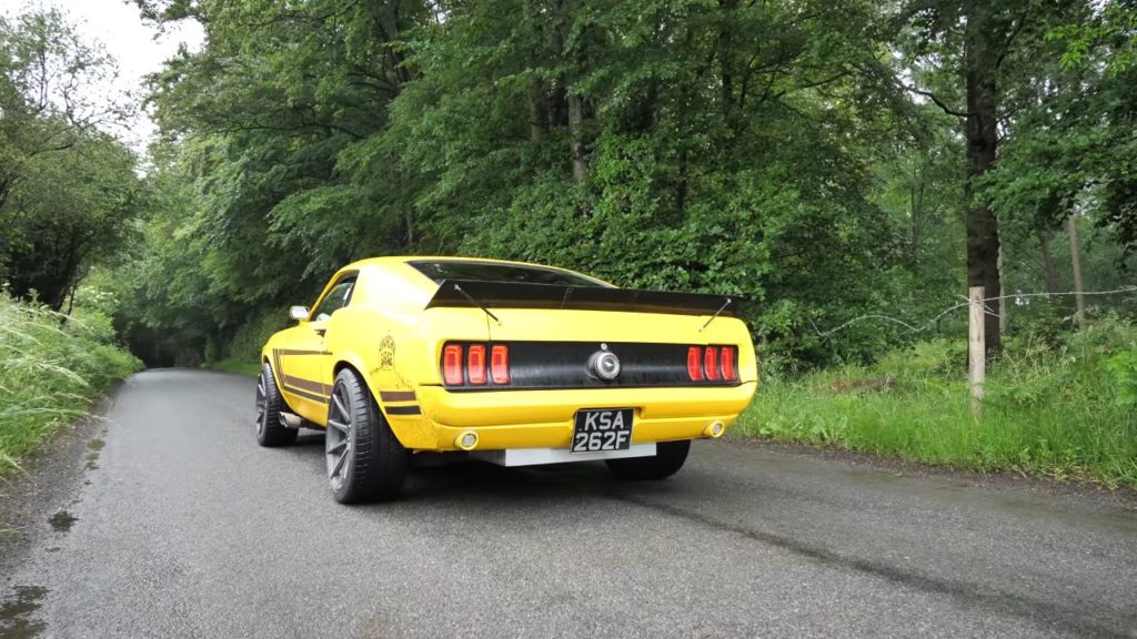 Mustang czy Mercedes 