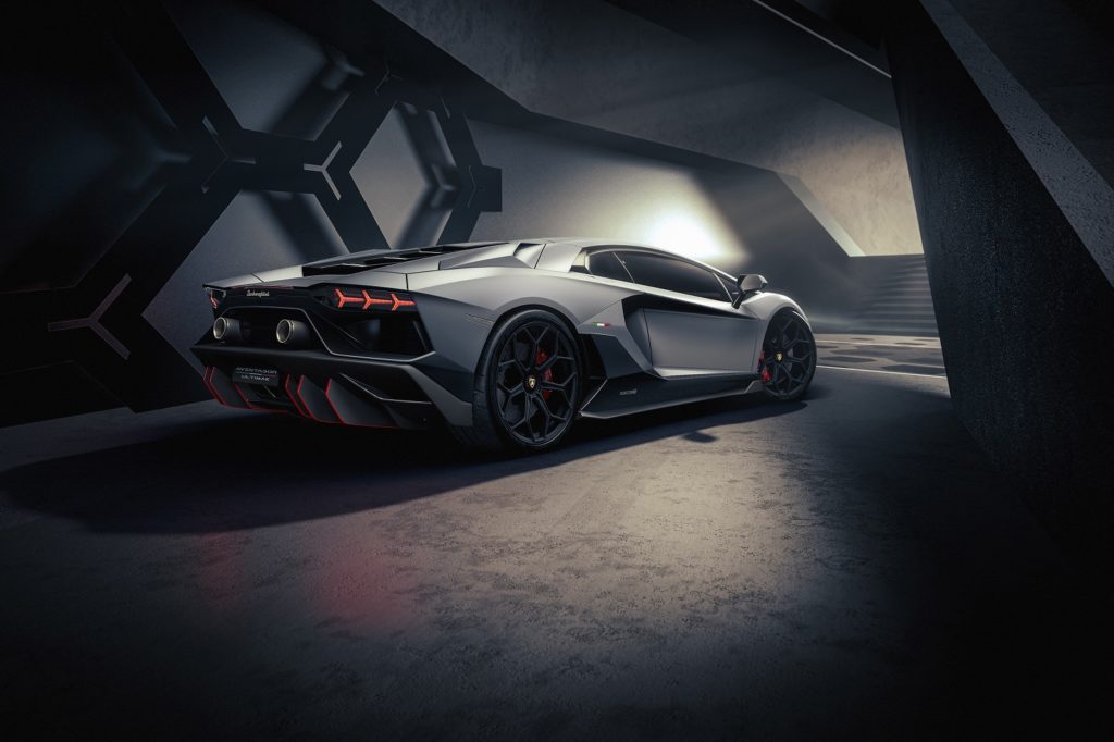 lamborghini aventador ultimae 