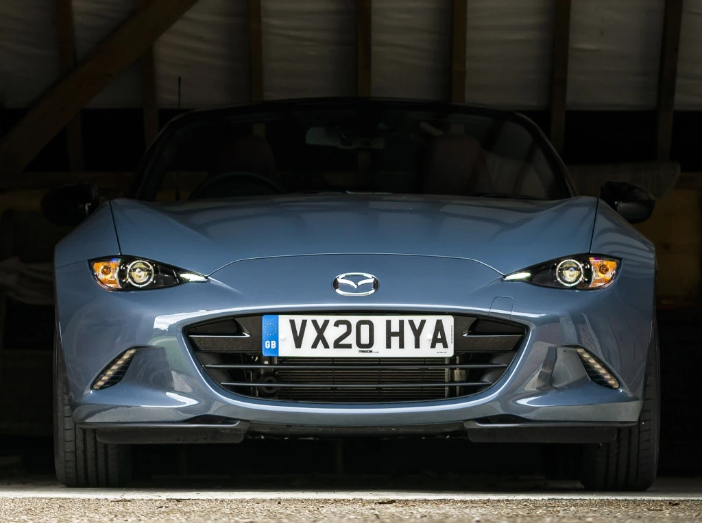mazda mx-5 elektryczna 2 