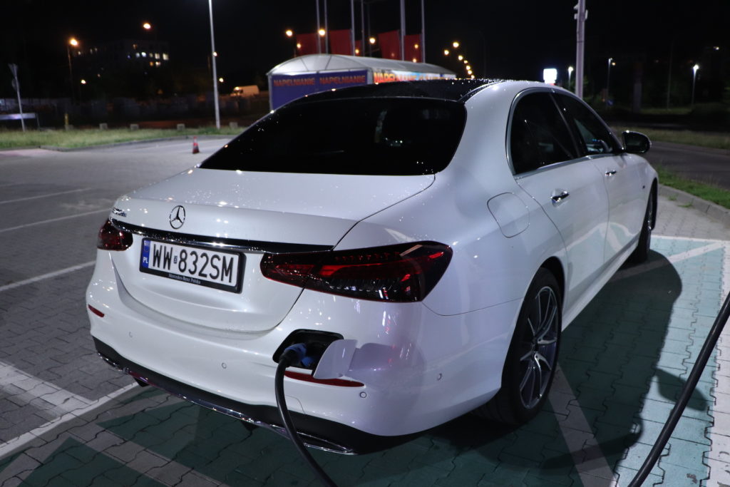 hybrydy plug-in ładowanie 