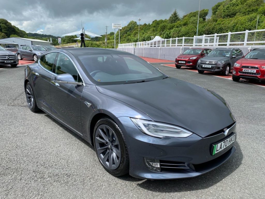 Tesla Model S 