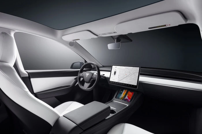 tesla model y ceny 