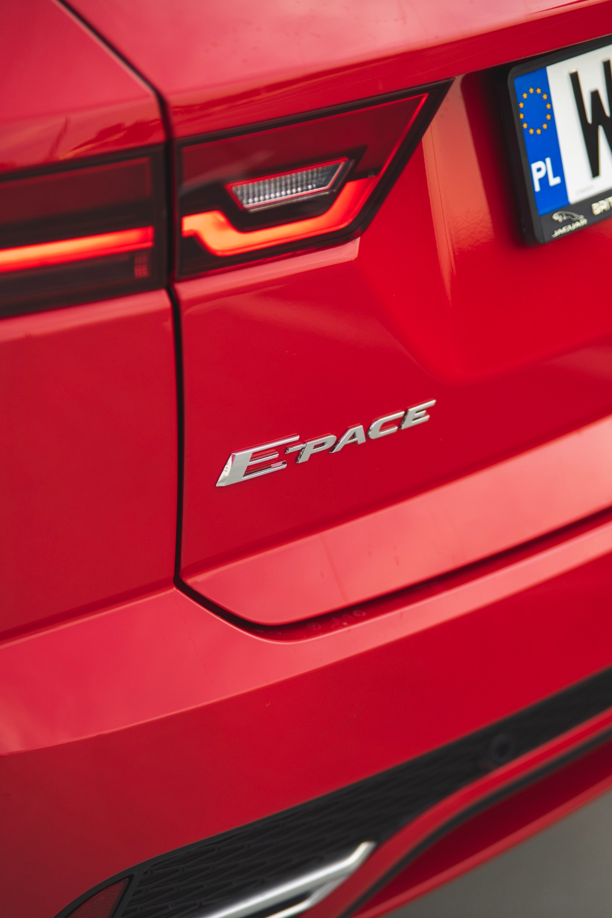 Jaguar E-Pace D200 