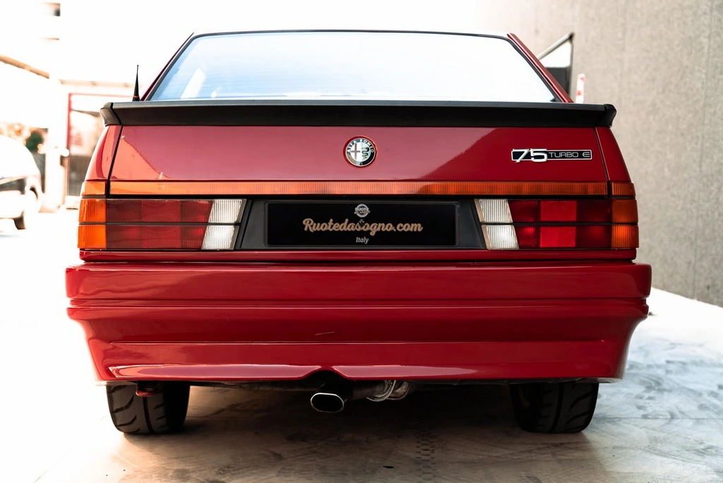 Alfa Romeo 75 Evoluzione